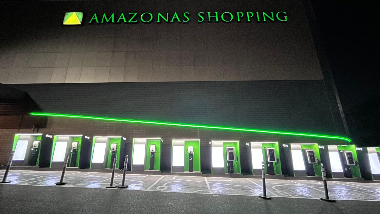 Amazonas Shopping inaugura ponto de recarga para carros elétricos em parceria com a 3L Amazon