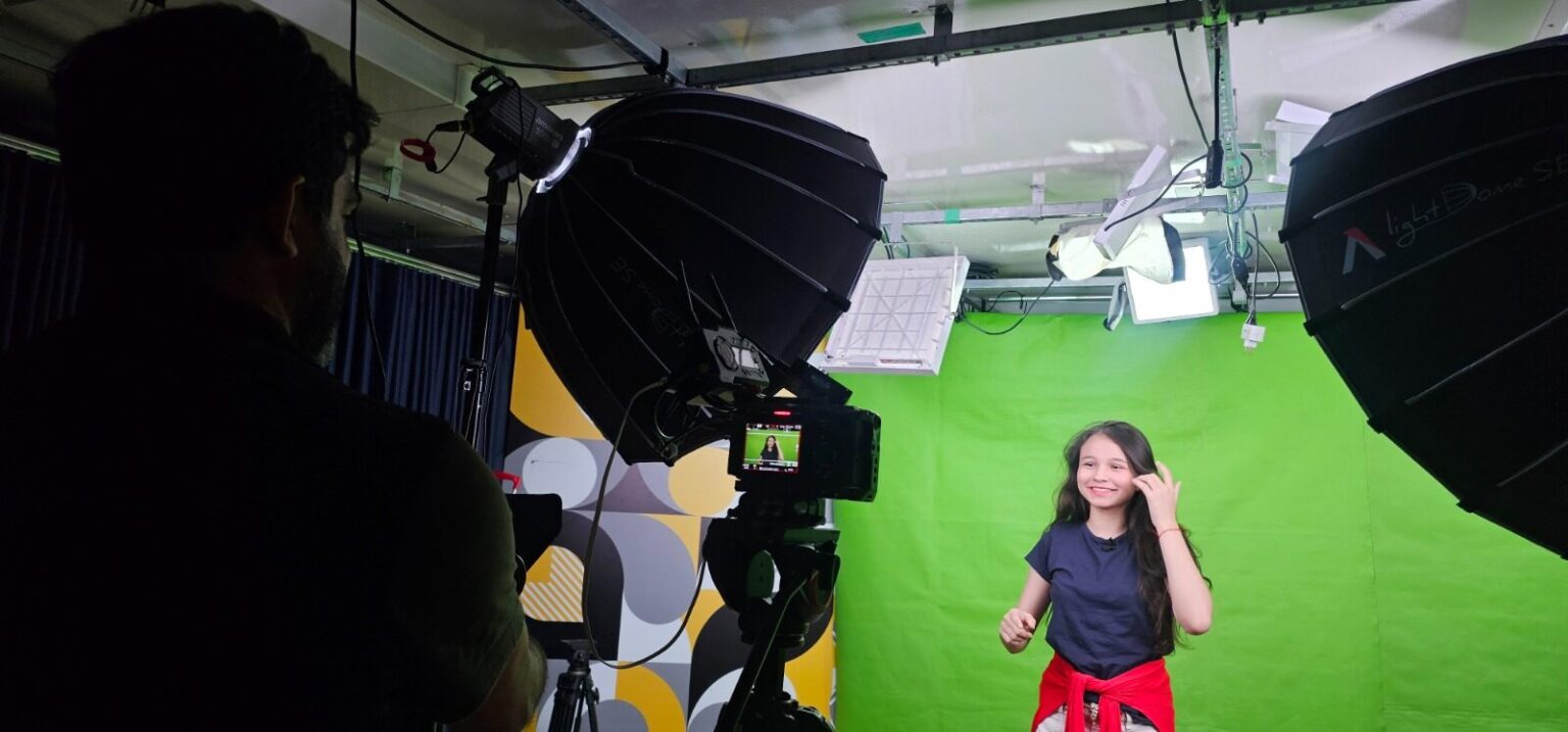 Aurora Laan, atriz amazonense de 13 anos, é indicada ao Rio Webfest 2025 por série sobre cyberbullying