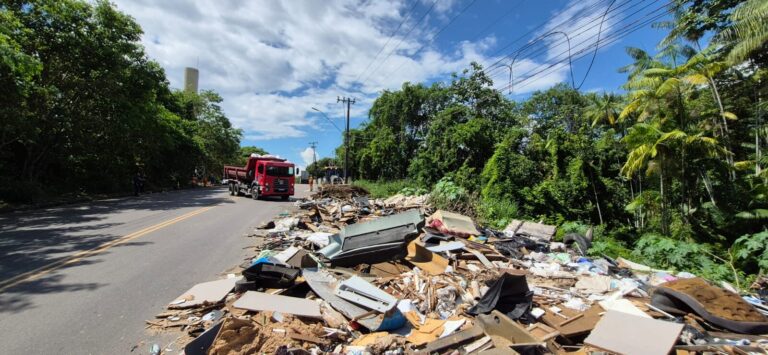 Prefeitura de Manaus elimina 561 pontos de descarte irregular de lixo em outubro e reforça apelo por consciência ambiental