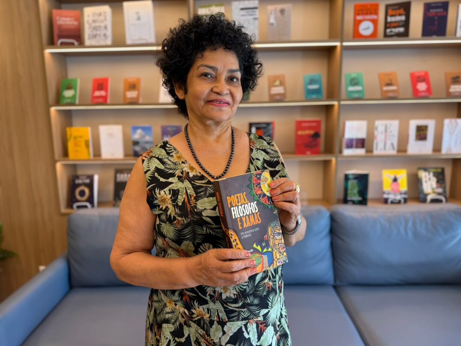 Doutora em Filosofia, Neiza Teixeira lança “Poetas, filósofos e xamãs – um encontro com a Palavra” nesta quinta (6)