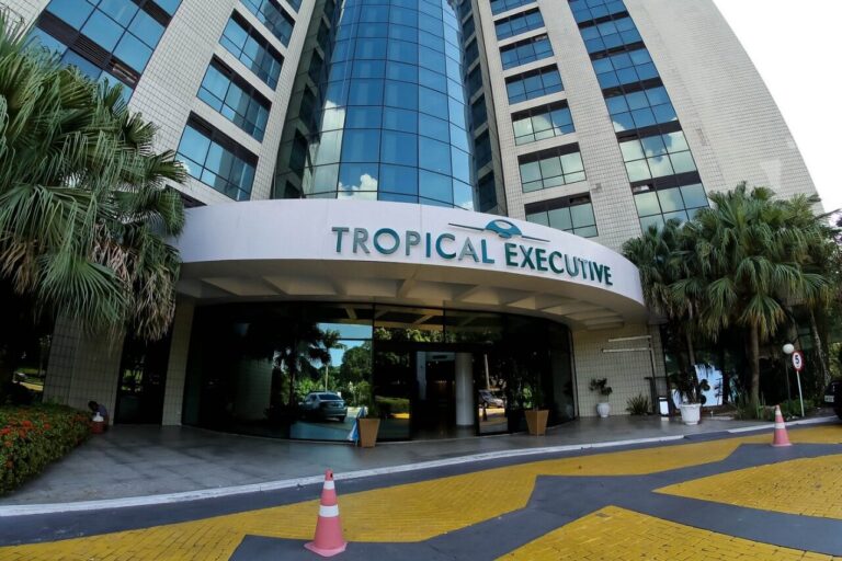 Luzes do Amanhã: Ano Novo em Manaus impulsiona turismo com experiências às margens do Rio Negro