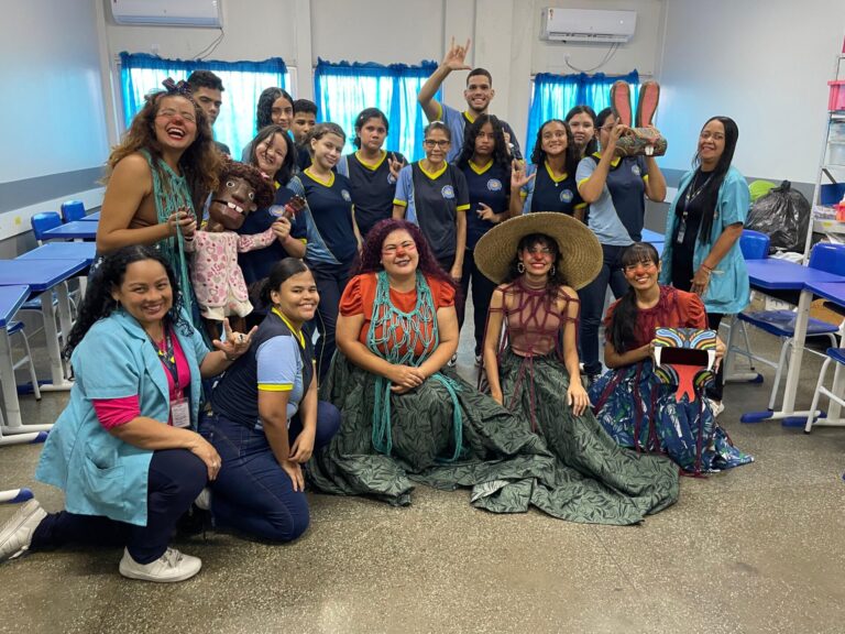 Após circulação por festivais e instituições, a Coletiva de Palhaças encerra 2025 com apresentação no Festival Velha Serpa em Itacoatiara