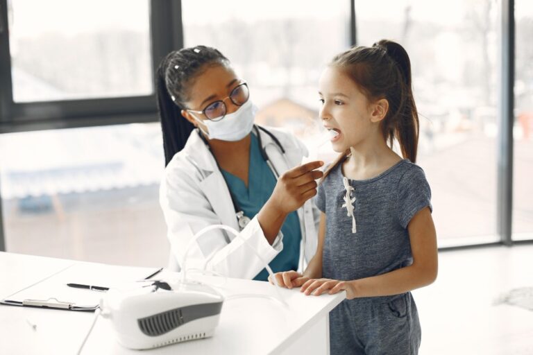 Consumo excessivo de açúcar nas férias preocupa pediatras e impacta a saúde infantil