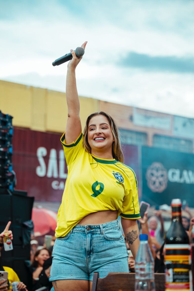 Jú Marques grava novo DVD em Manaus e lança projeto “Seresta de Verão”