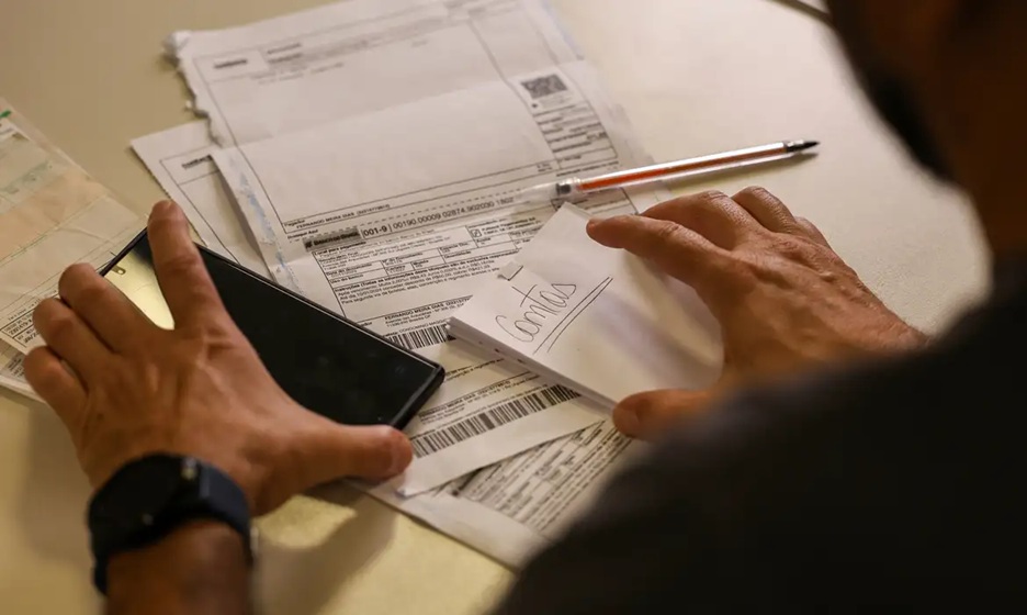 Salário mínimo de R$ 1.621 já está em vigor e impacta benefícios e contribuições